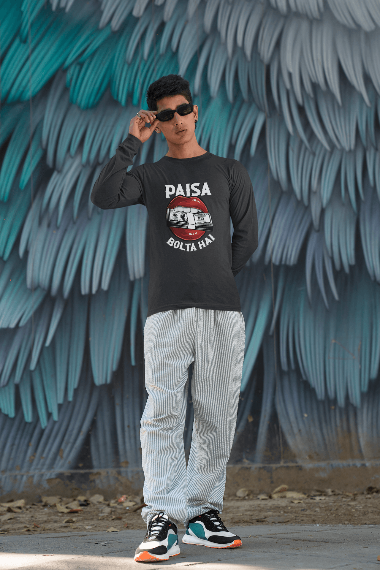 Men's Black Paisa Bolta Hai Graphic Printed Full Sleeve T-shirt - Printed Cave